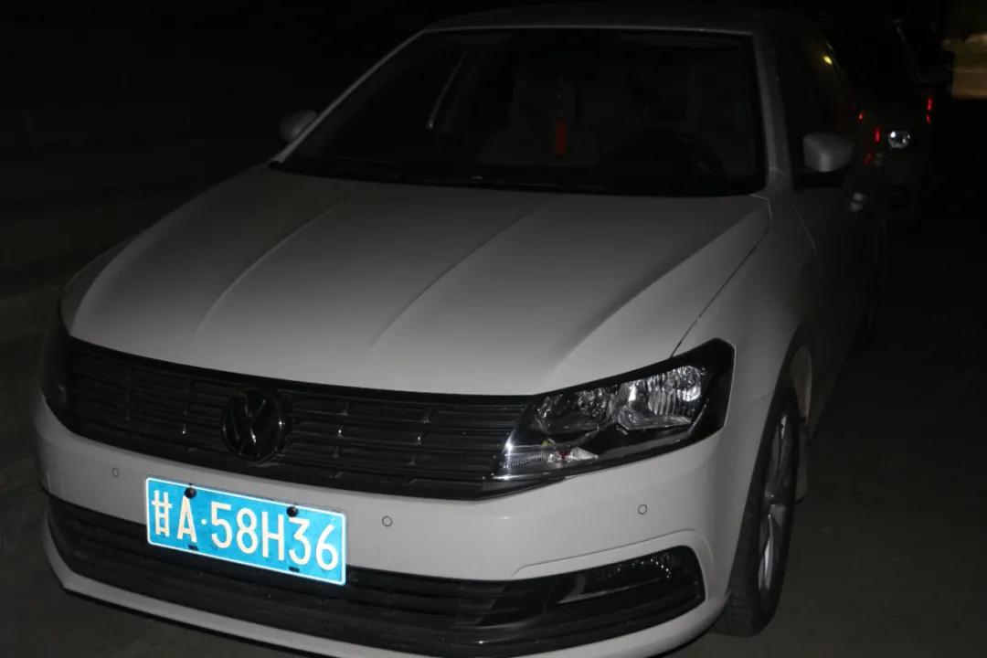 占用消防通道的车主应该怎么处罚,占用消防通道的私家车被拖走