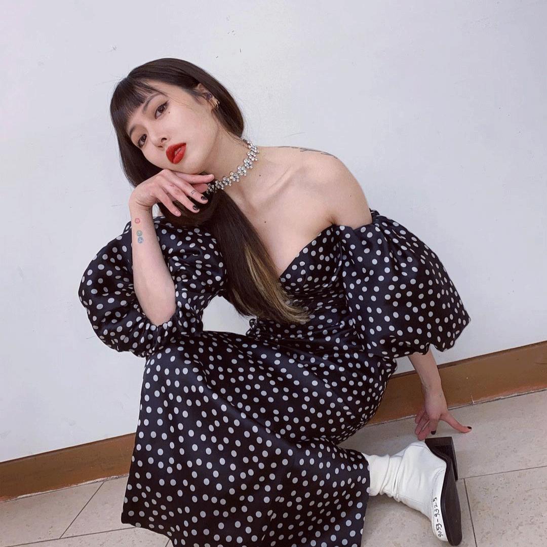 最火的泡泡袖上衣穿搭秋冬,夏天泡泡袖设计感小众上衣