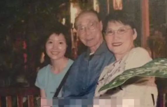 鉴证实录演员信息对比,鉴证实录第二部中谭慧欣的扮演者