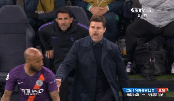 凯恩脚踝扭伤,凯恩被脚踝锁定拍地求饶