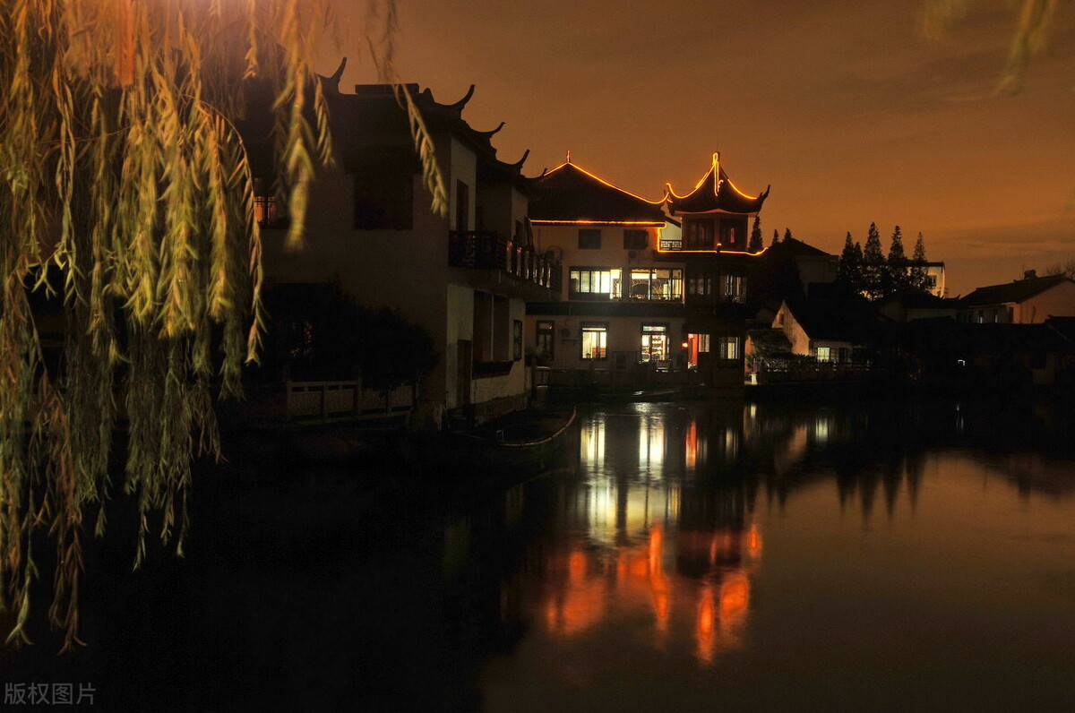 国内景色最美的十大古镇,国内风景优美的十大古镇