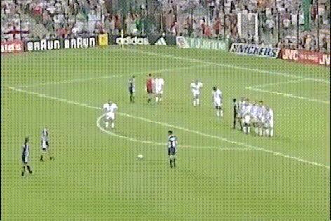 世界杯足球比赛最精彩的一场,足球世界杯那些感动的瞬间