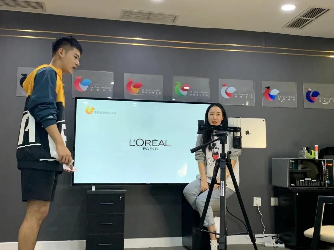 联·阵营丨青岛媒体用一个版的篇幅，报道联友崔新冬的创业故事