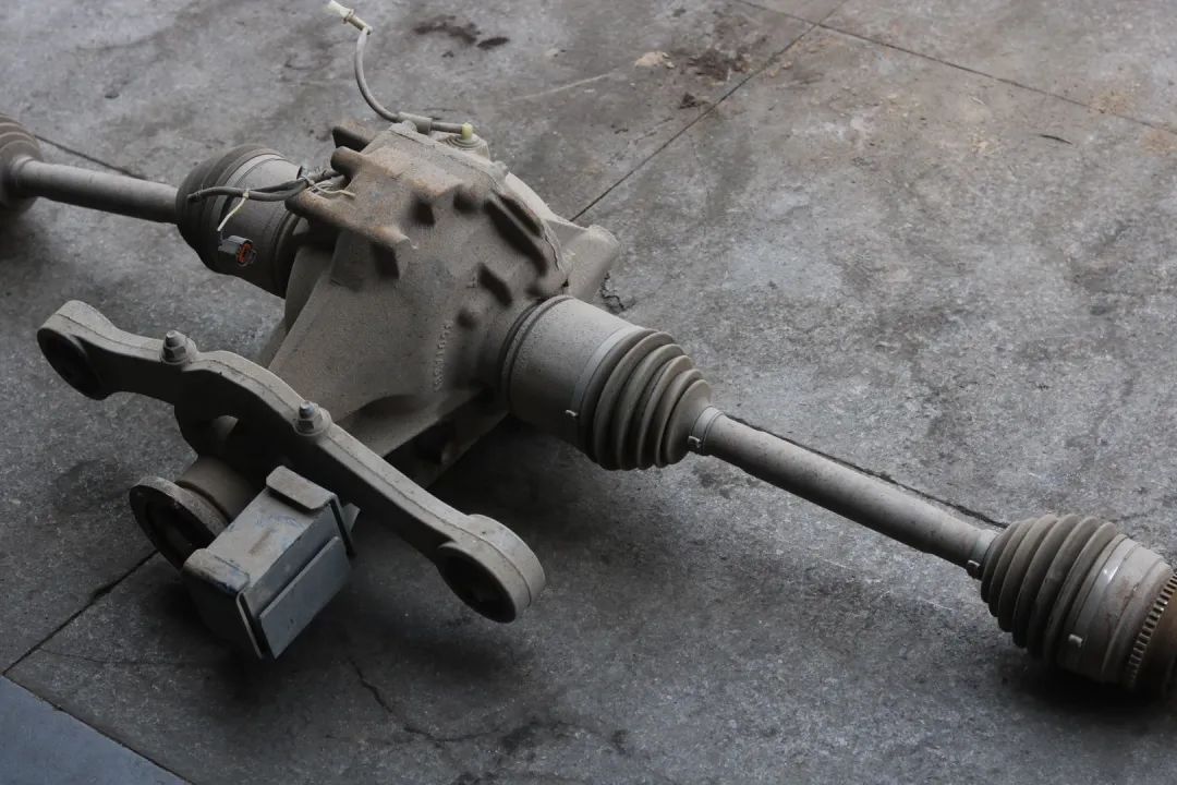 老车修复：翻新一辆破旧不堪的帕杰罗V93，还想再战十年工地