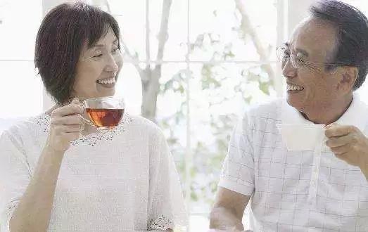 吹空调嗓子干痒咳嗽怎么才能解决,吹空调喉咙痒咳嗽