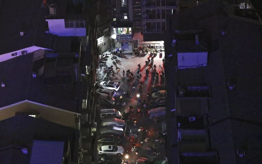 adidastakumisen9莆田,让nike都害怕的品牌