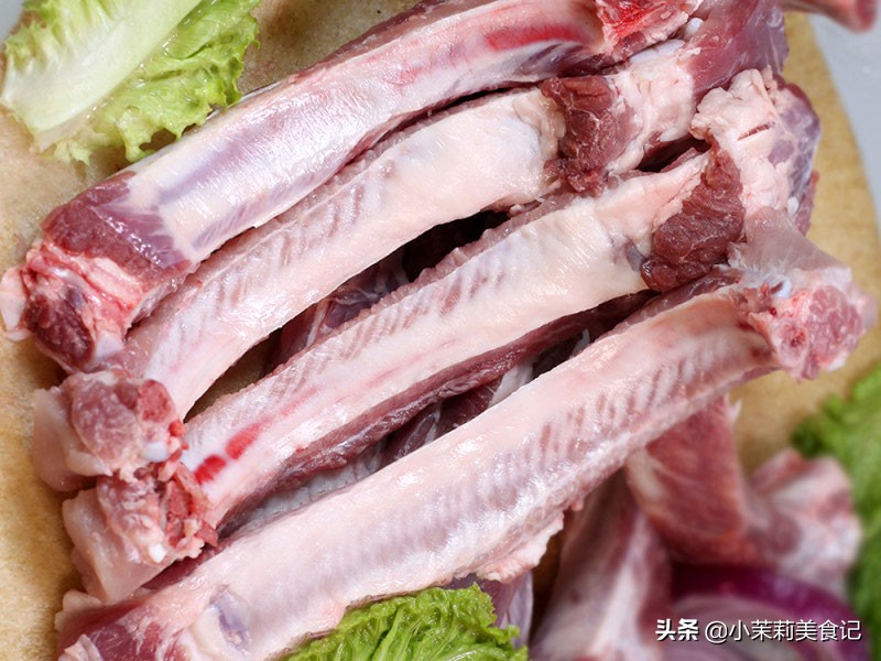 买排骨最好是不要买肉,排骨肉少好还是多肉好