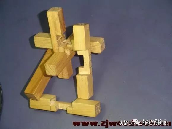鲁班锁十角图解,鲁班锁三根拼法
