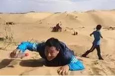 爸妈的拍照技术差距有多大,爸妈一起拍照姿势