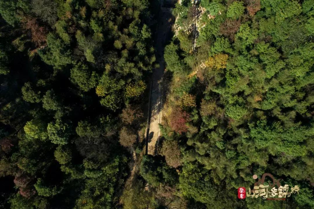 美炸广岛短片,美炸的瞬间视频