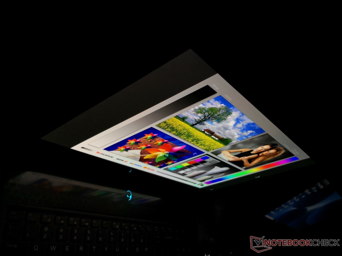 笔记本oled和ips屏幕哪个好,笔记本oled屏和lcd屏哪个好