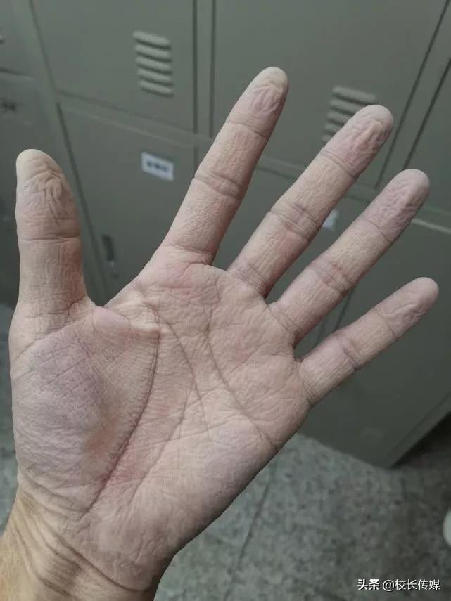 疫情期间孩子在校家长对孩子寄语,老师给孩子讲解疫情的话