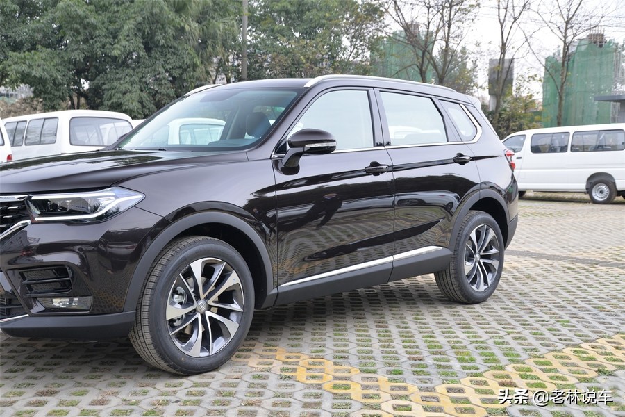 浑身上下都是名牌，亏损36亿被收购，华晨中华为何会“倒下”？