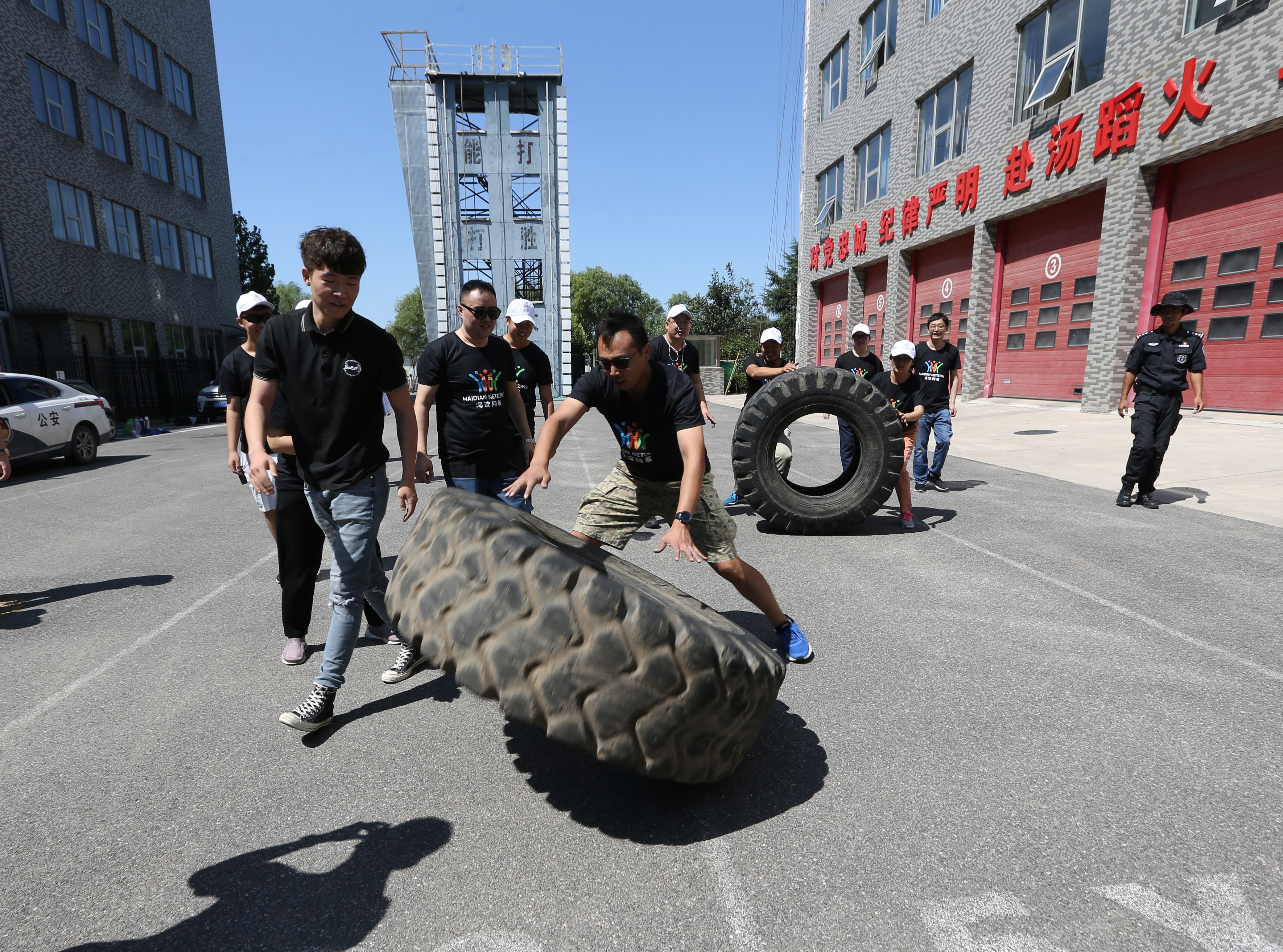 巡特警训练活动,欢乐警营