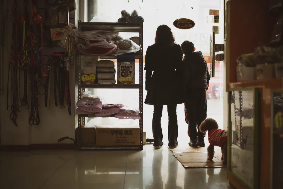 鍥涘勾鍚庡ス閲嶆柊褰掓潵鍏ㄦ枃鍏嶈垂闃呰,鍥涘勾鍚庡ス鎶卞瓙鑰屽綊