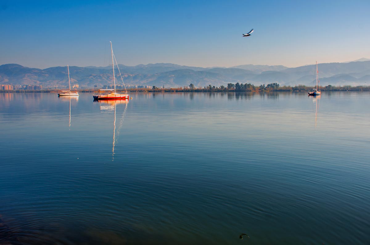 西昌一座你来就不想走的城市,邛海一个充满诗情画意的远方