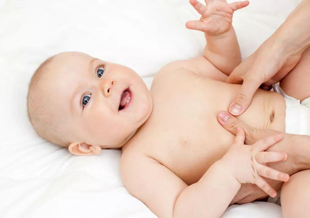 2个月宝宝睡梦中哭一声怎么回事,婴儿睡觉发出啜泣声