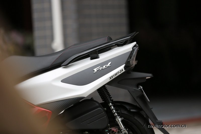 三阳fnx150踏板2021款评测,三阳fnx踏板150带人可以跑山吗