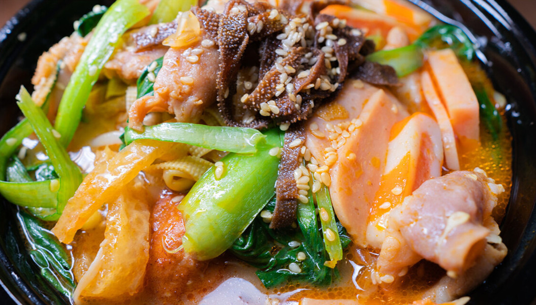 吃麻辣烫时挑这4种菜好吃不压秤,吃麻辣烫都该点什么