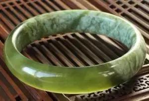 认识珠宝黄金的基础知识,学习珠宝知识去哪里