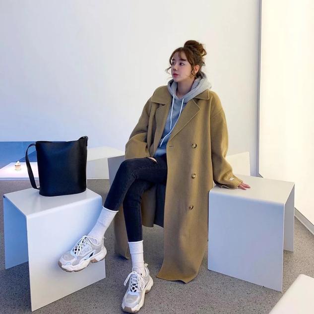 大衣怎么穿穿出不一样的感觉,这才是大衣最显高级的穿法
