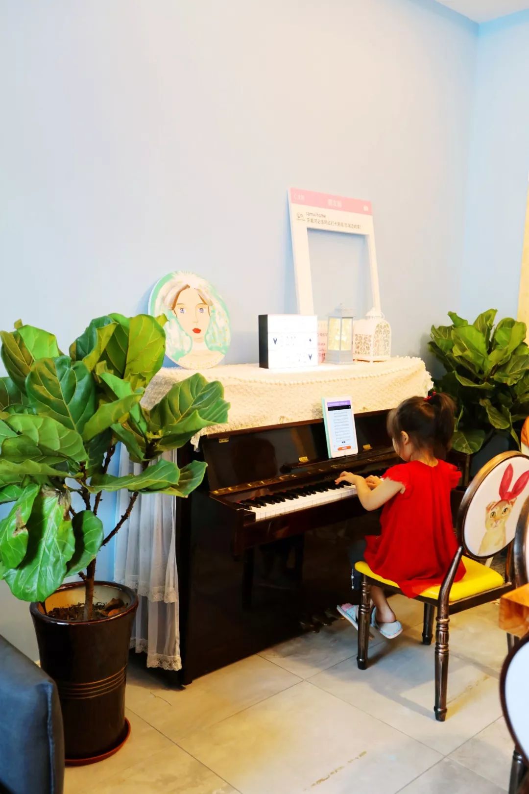 漫游世界后，80后辣妈在海边打造梦幻乌托邦，妆点绚烂人生