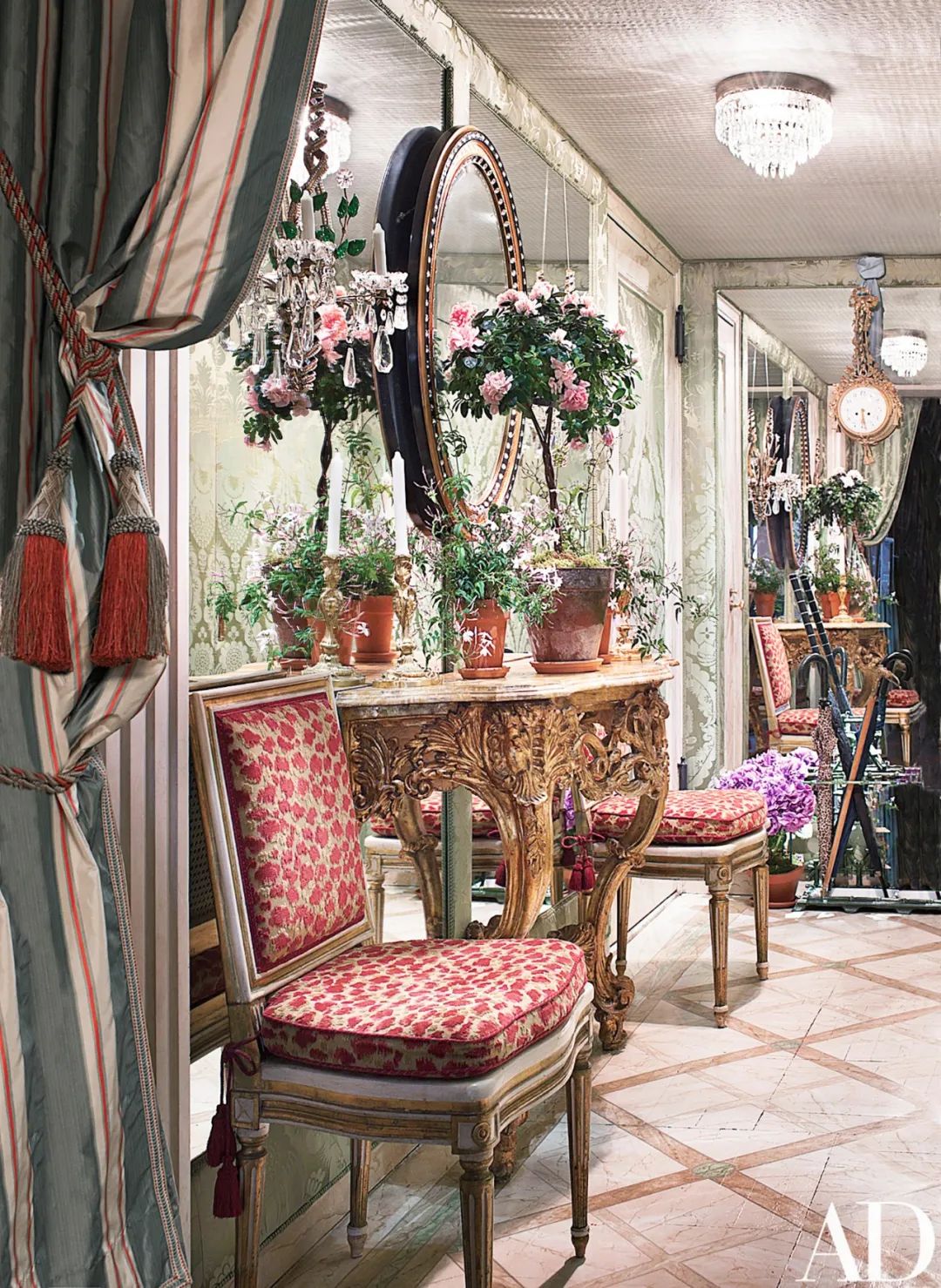 流行少女心豪宅 (歌坛天后豪宅在哪里)