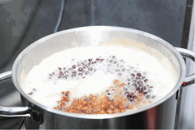 22岁的老师喝奶茶进医院,22岁女孩喝奶茶喝进icu