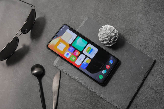 手机12g+128gb是大闪存低配置吗,zspeedssd128gb闪存