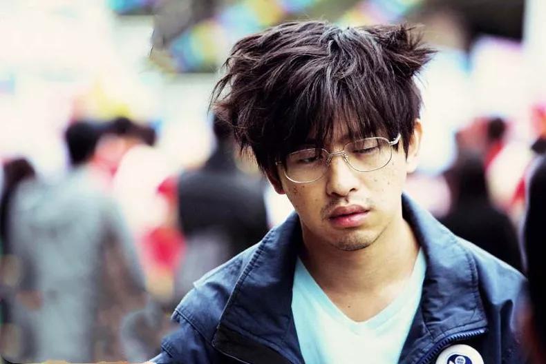 “死宅真恶心”？这是对二次元的偏见，还是理所应当的正义情绪？