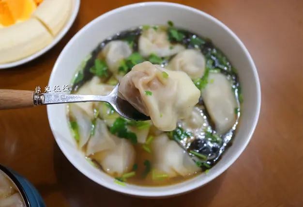 买回来的馄饨皮怎么包馄饨,大馄饨皮改小馄饨皮做法