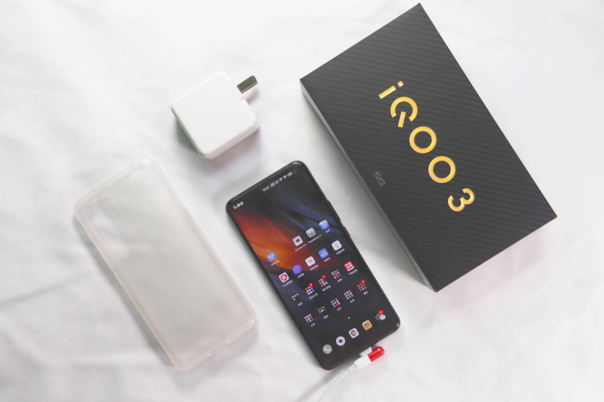 iqoo3手机有什么好性能,iqoo3手机游戏性能详细评测