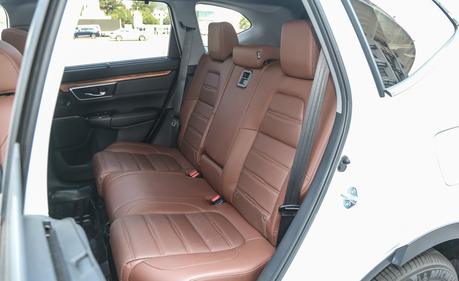 本田crv混动有215马力,本田crv油耗百公里多少