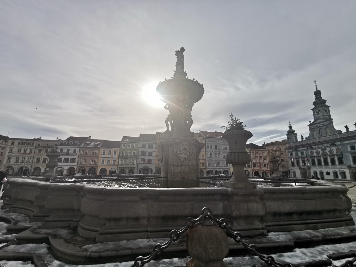 中欧美景美食自驾之旅在CK小镇亲手制作皮具纪念品