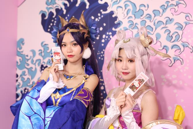 彩瞳出圈！4iNLOOKPOPmagic惊艳登场ChinaJoy