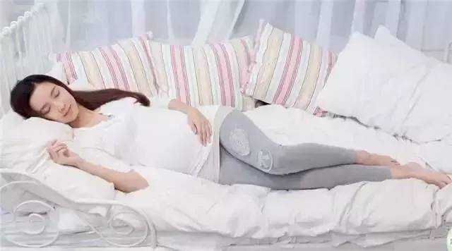 胎位不正提前破水要怎么处理,胎位不正怎么纠正最快孕晚期