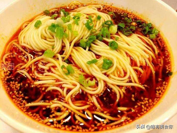 美蛙鱼头店开店需要准备的东西,美蛙鱼头火爆