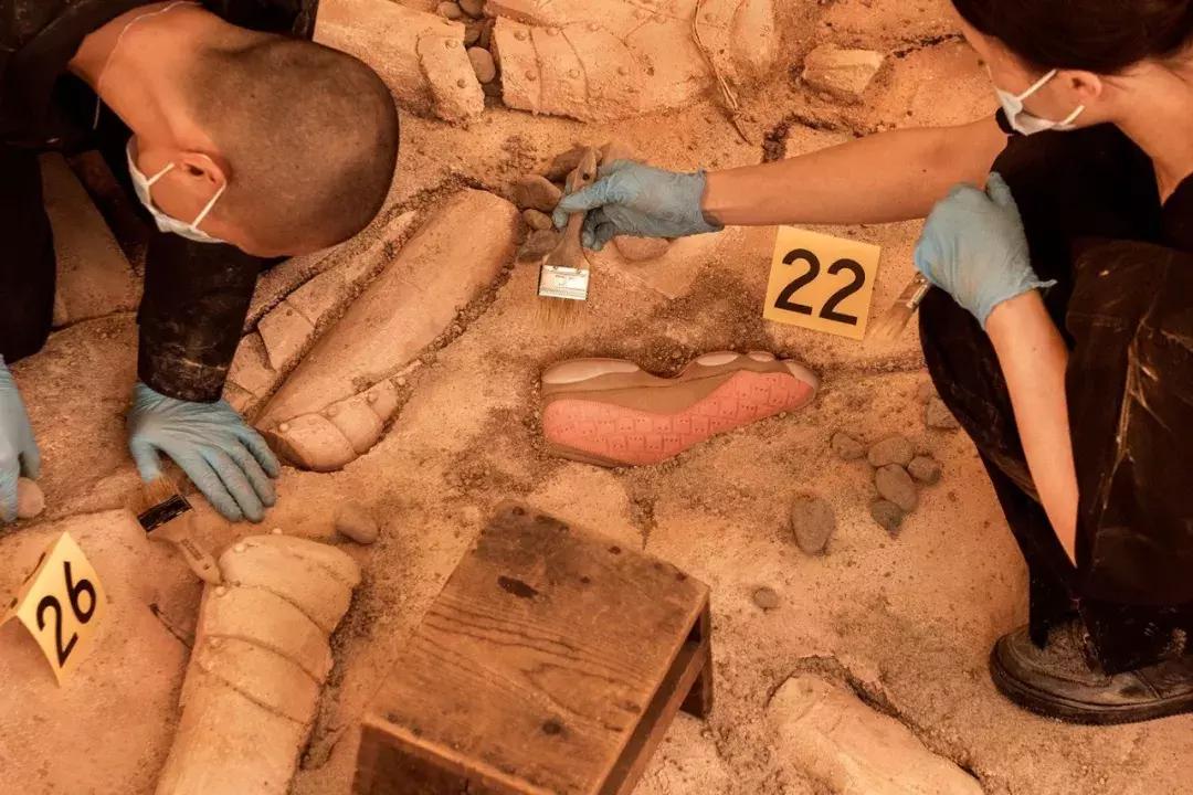 冠希新出aj,冠希哥新鞋液态银