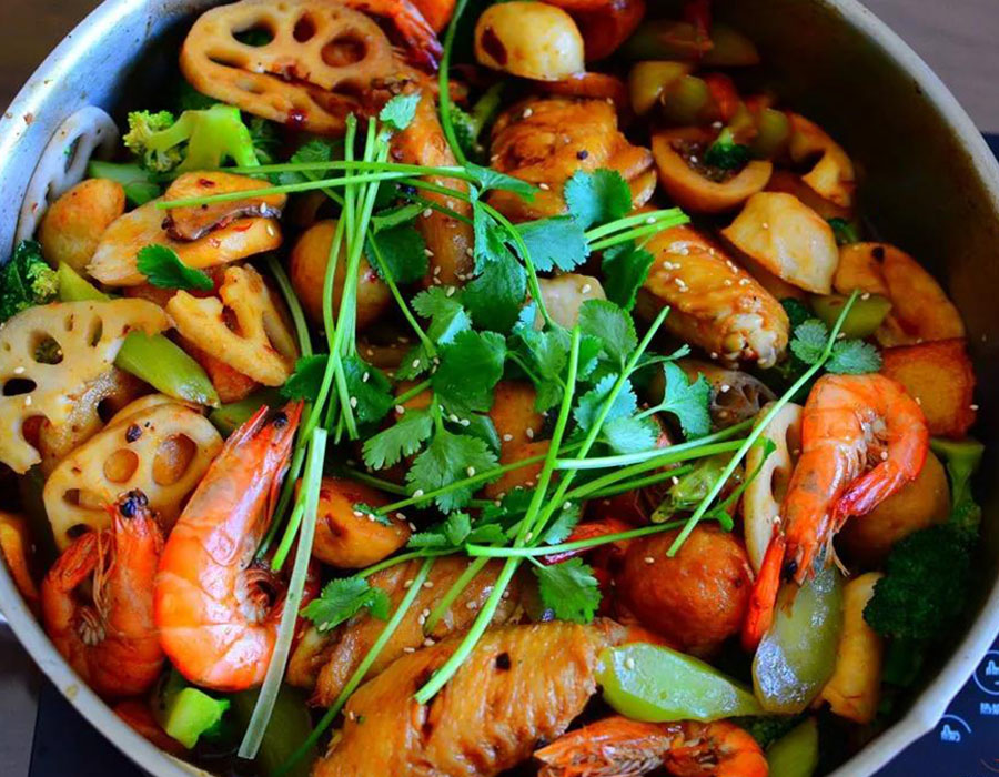 家庭自制火锅底料版本麻辣香锅,火锅底料一人一锅简单方便