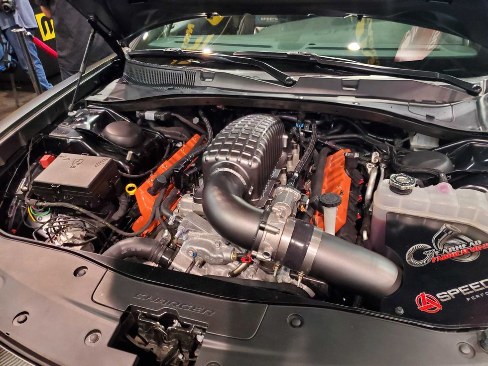 道奇恶魔拉马力机,道奇恶魔能爆发1万匹马力吗