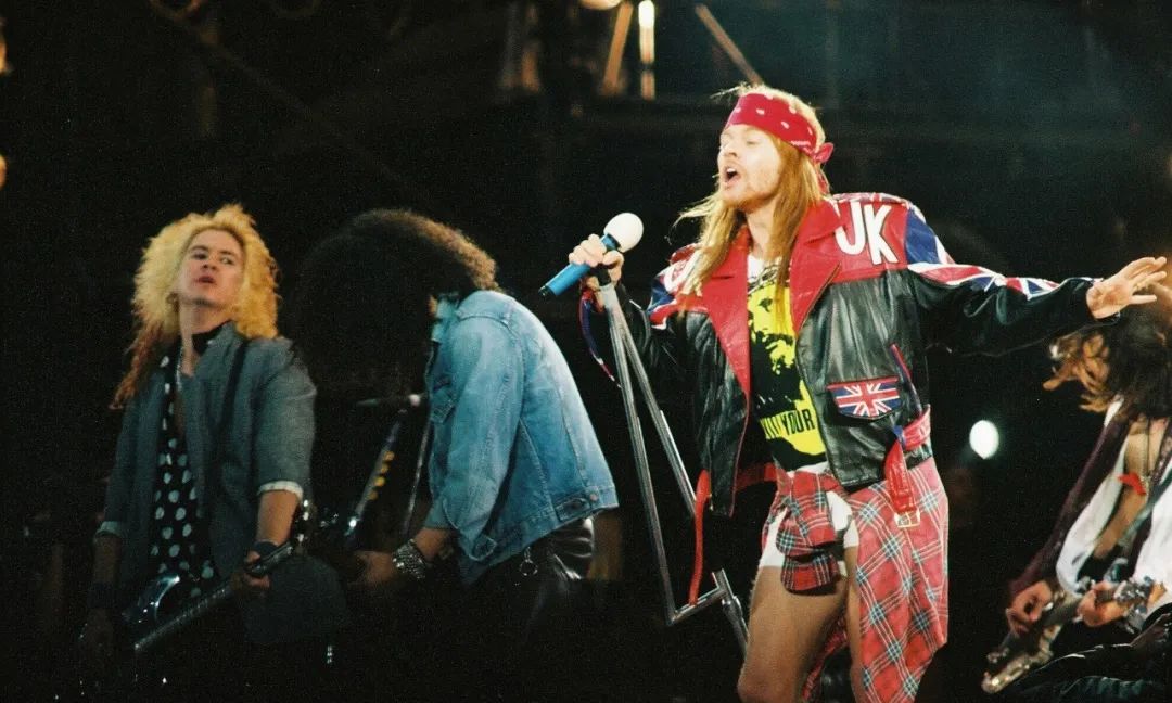 travisscottdunk泼墨,travisscott密歇根dunk