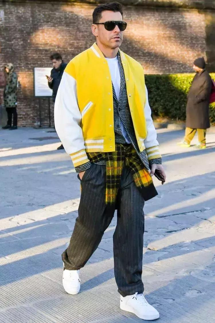 棒球服烂大街穿搭,棒球夹克优雅穿搭