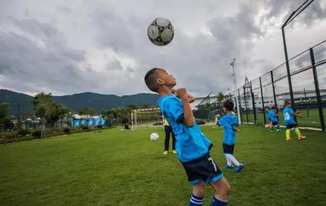 足球最美的魅力,足球魅力在于美丽