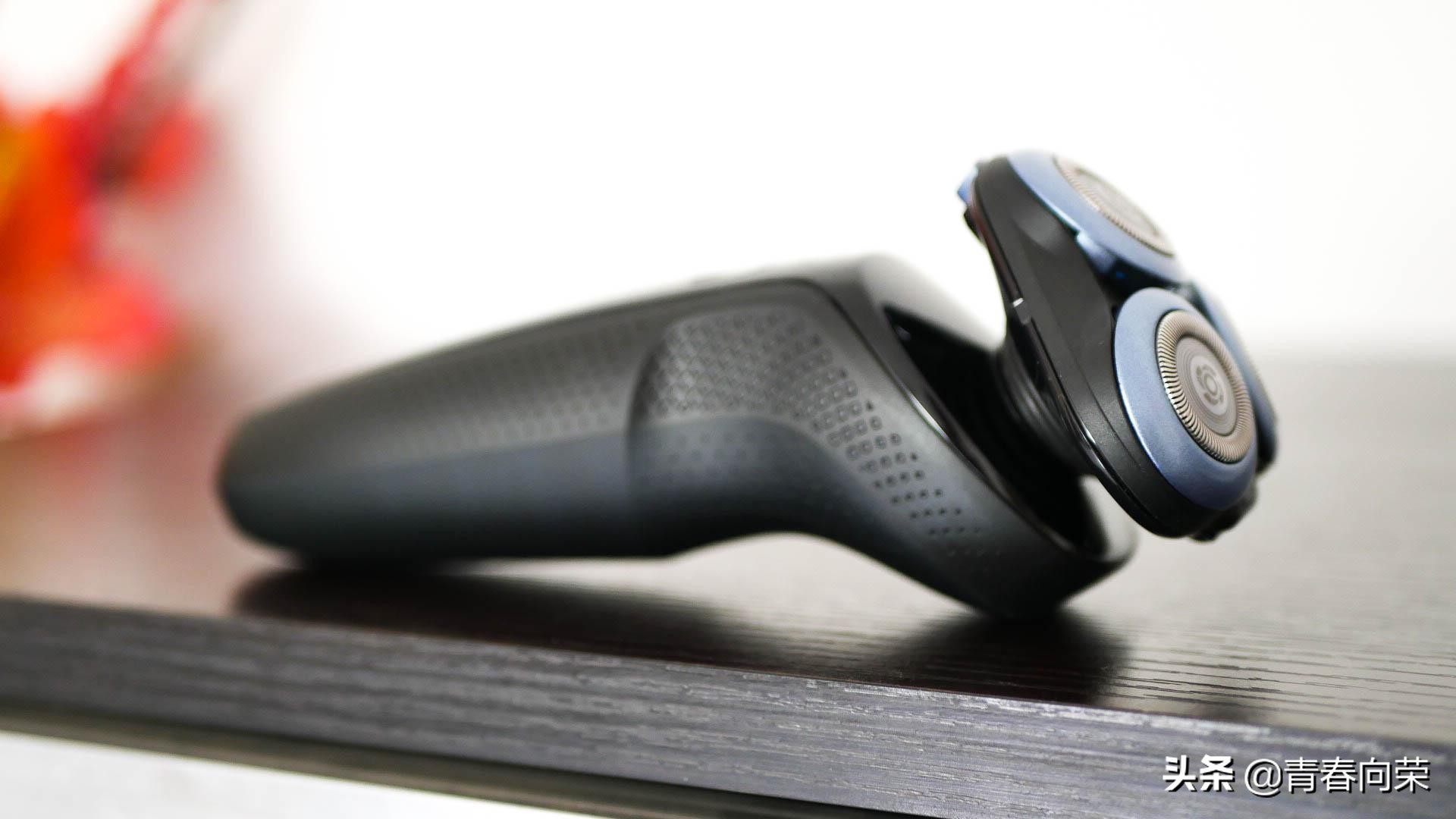 站内首测：历史最低价入手的飞利浦S5066电动剃须刀