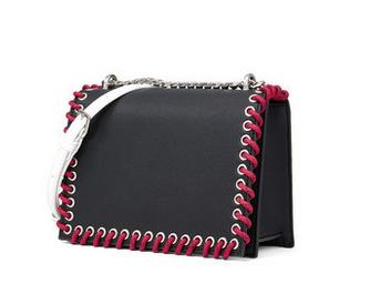 小ck哪一款包比较好看,2019小ck潮包