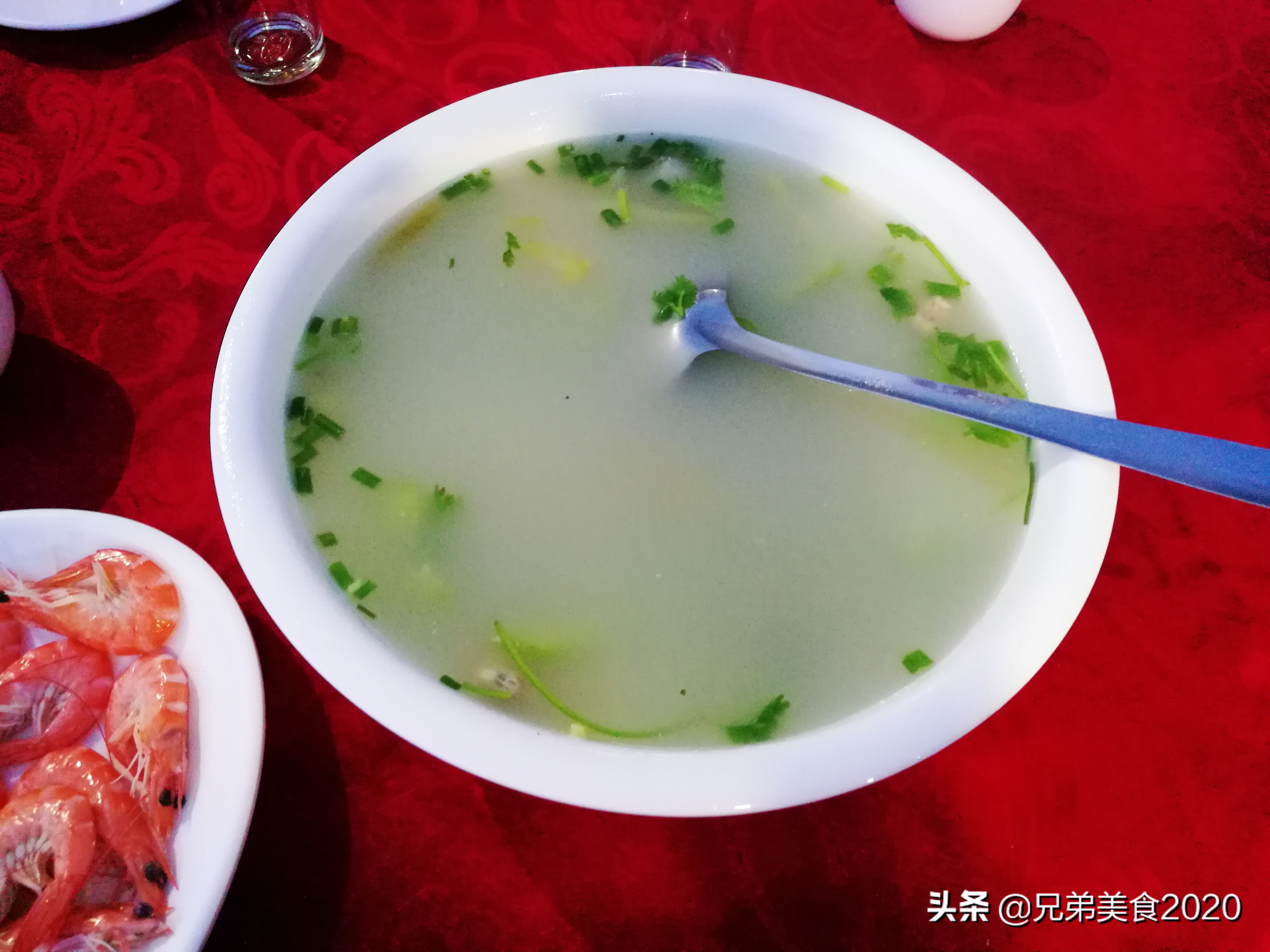 旅游吃饭被坑怎么办,旅游吃饭不消化