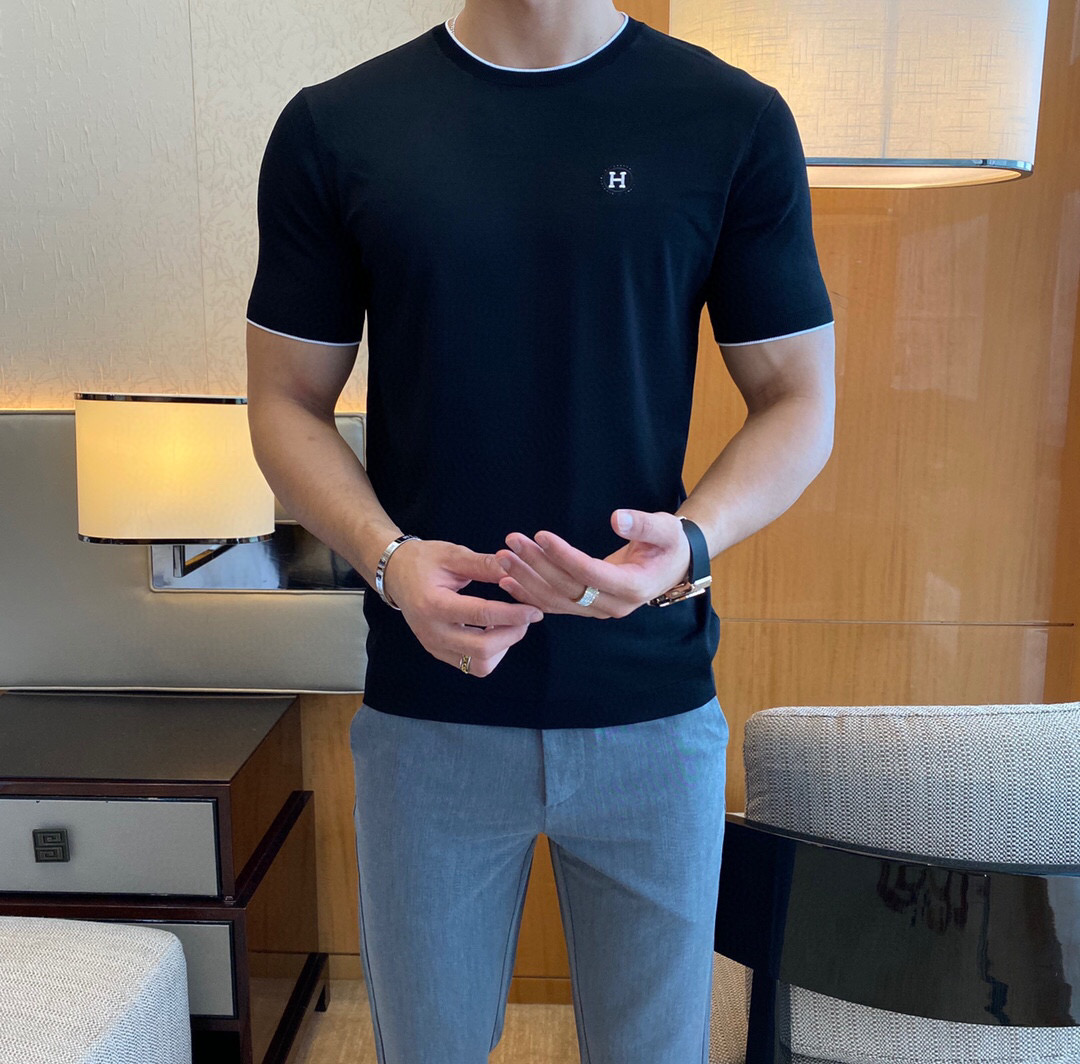 韩系牛仔裤怎么穿搭男士 (男士日系穿搭和韩系穿搭的区别)