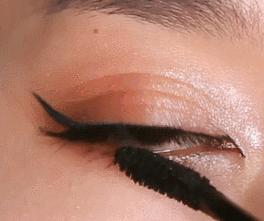 如何画比较妖艳的眼妆,初学者怎么画又纯又欲的眼妆