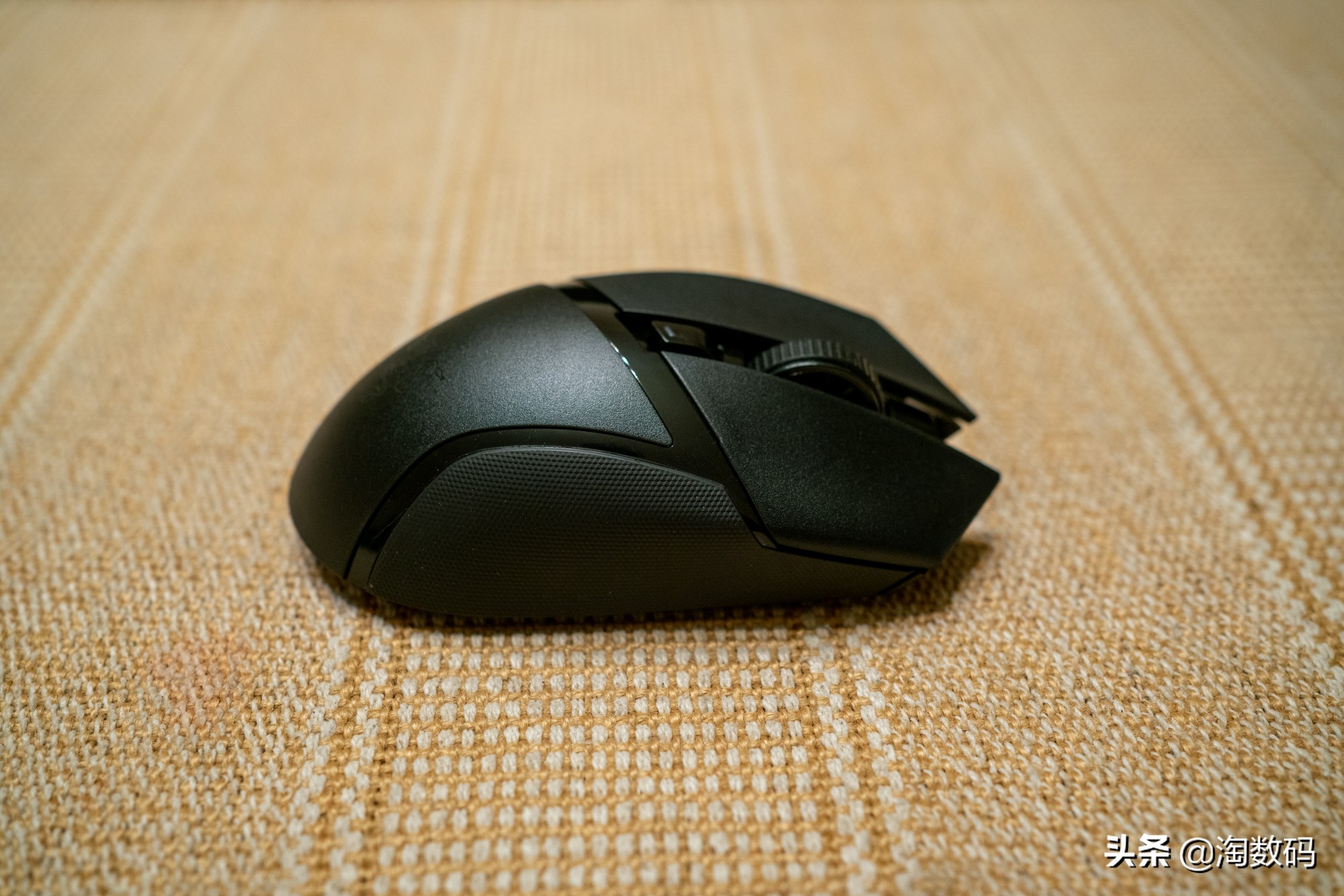 双模鼠标推荐100-200高性价比,入门双模鼠标