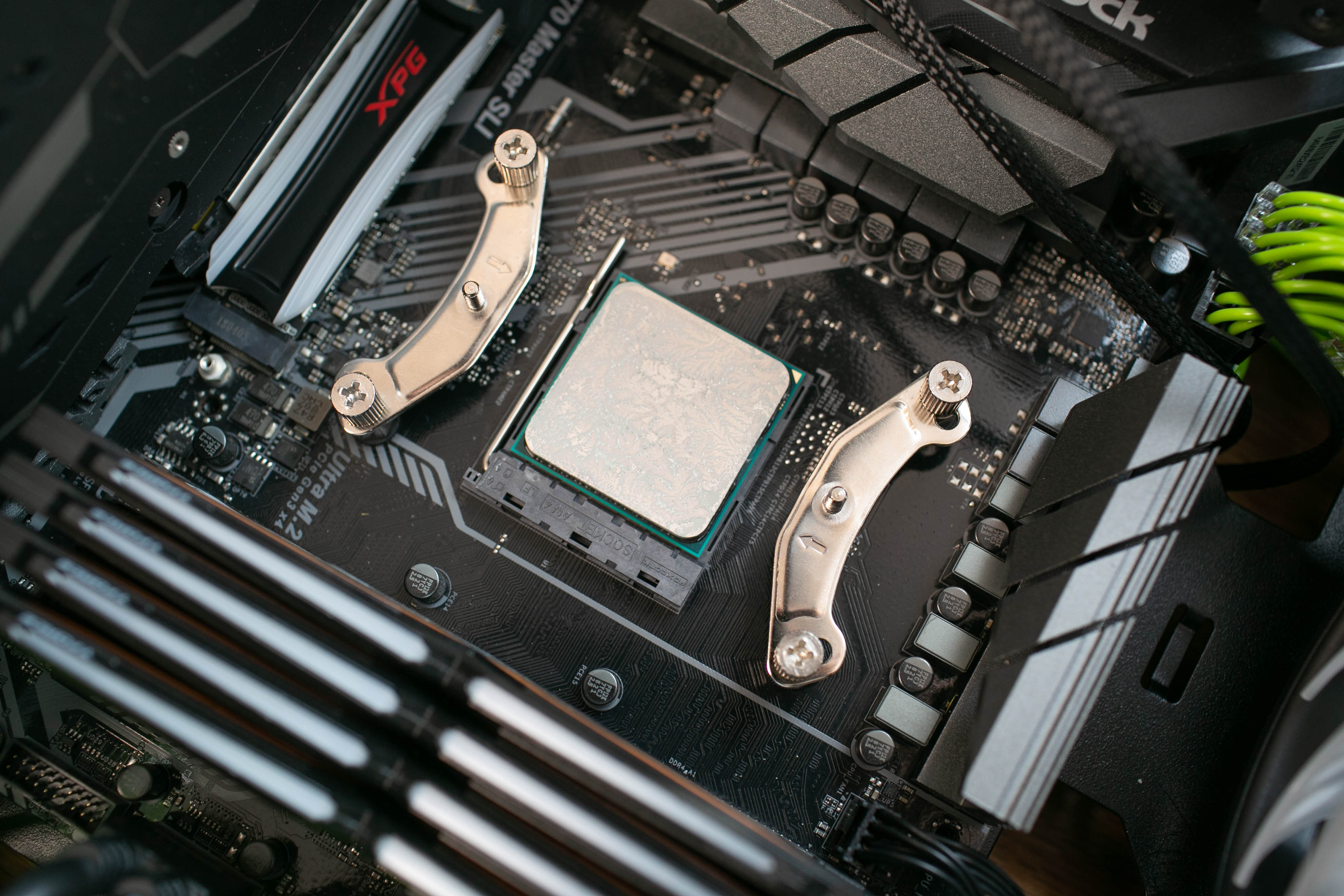 超频三东海风云,超频三东海x4炫彩版能压什么cpu